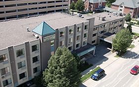 Brentwood Inn And Suites Rochester